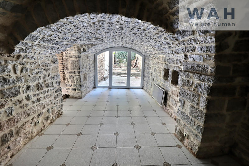 Maison - 167 m² - 6 pièces