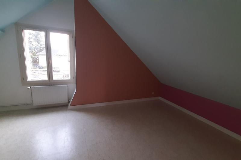 Maison - 94 m² - 5 pièces