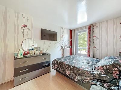 Appartement - 79 m² - 4 pièces