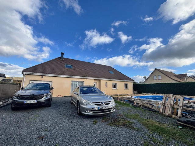 Maison - 150 m² - 8 pièces