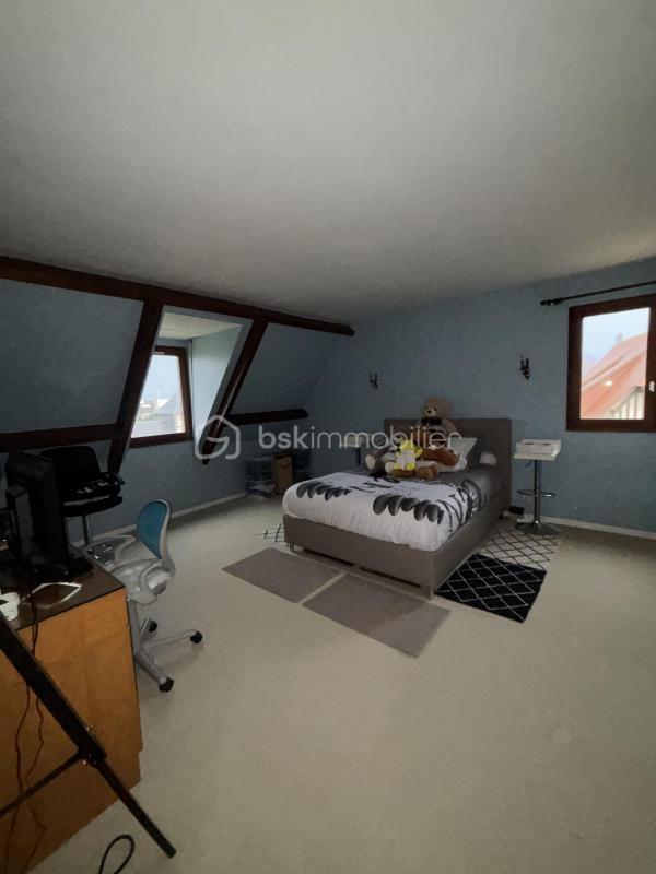 Maison ancienne - 148 m² - 3 pièces