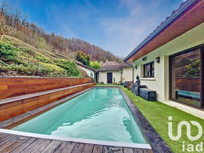 Maison - 177 m² - 5 pièces