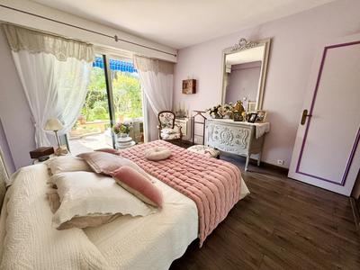 Appartement - 100 m² - 3 pièces