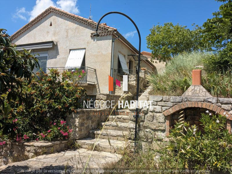 Maison - 100 m² - 4 pièces