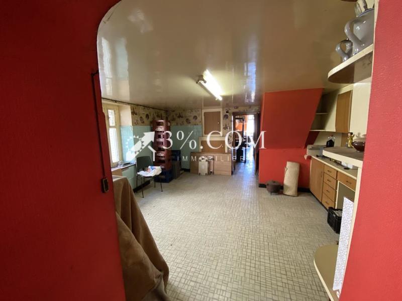 Maison - 220 m² - 7 pièces