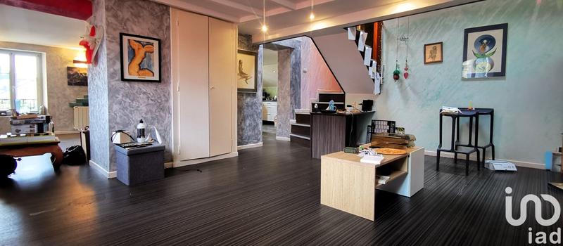 Maison - 204 m² - 9 pièces