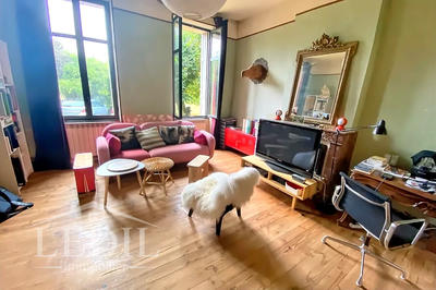 Propriété - 200 m² - 5 pièces