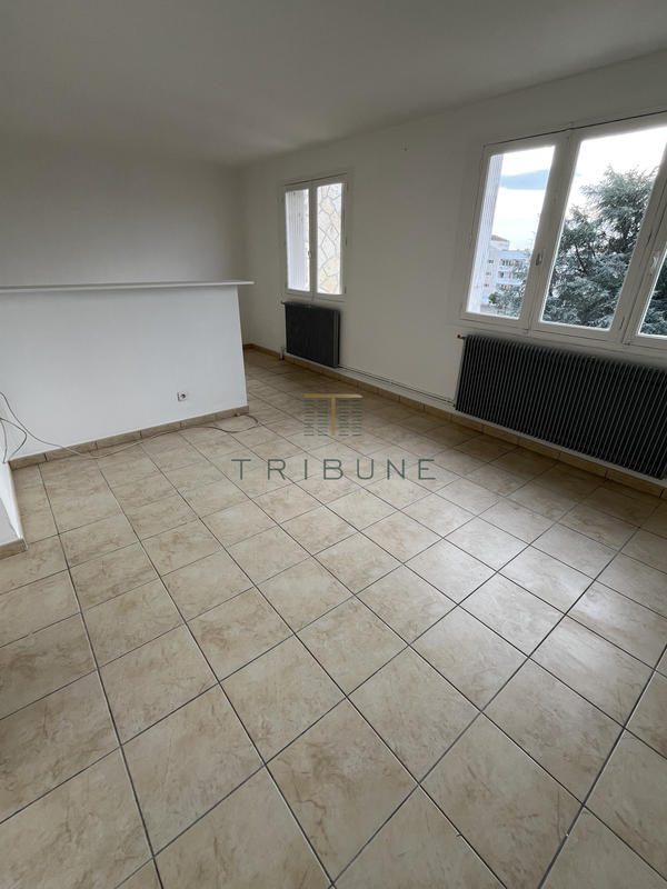 Appartement - 67 m² - 4 pièces