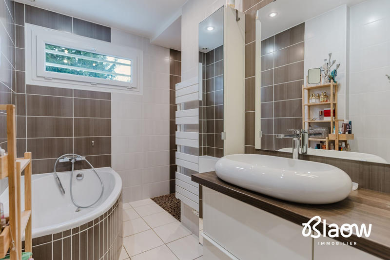 Maison ancienne - 147 m² - 6 pièces