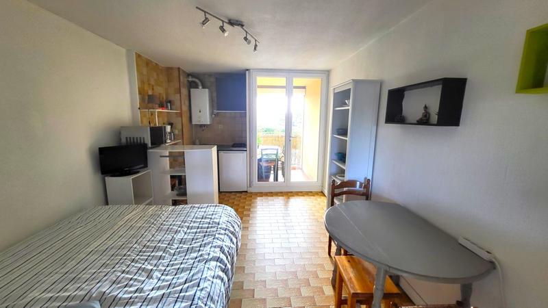 Studio - 24 m² - 1 pièce