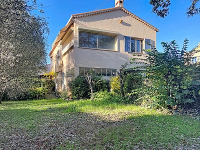 Maison - 96 m² - 3 pièces