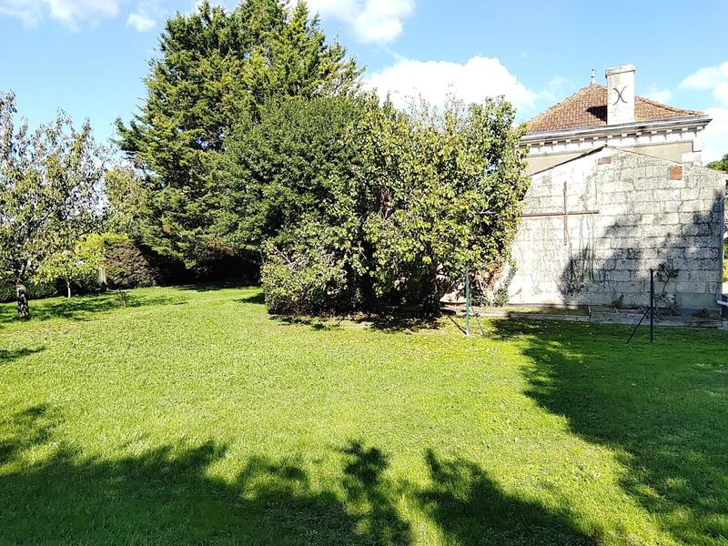 Maison - 198 m² - 7 pièces