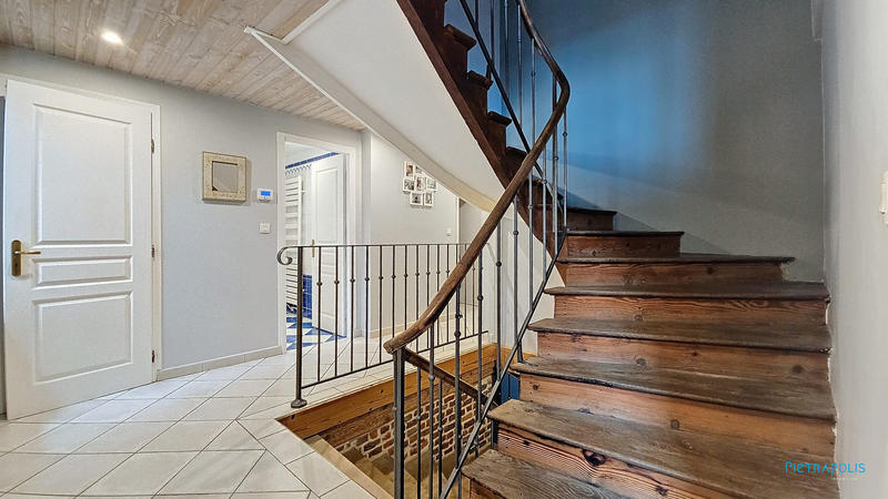 Appartement - 129 m² - 6 pièces