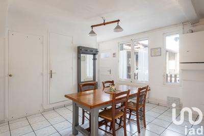 Appartement - 100 m² - 6 pièces