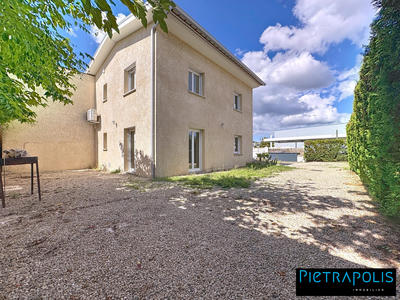 Maison - 104 m² - 4 pièces