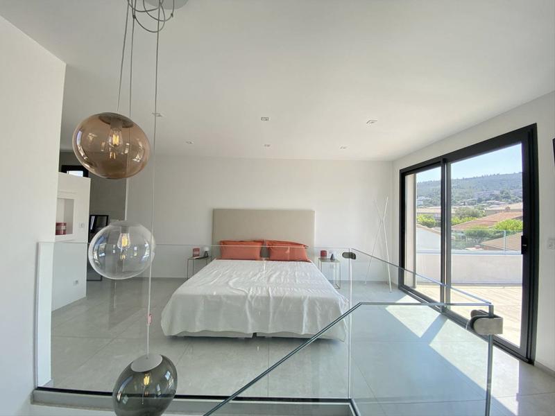 Maison - 112 m² - 4 pièces