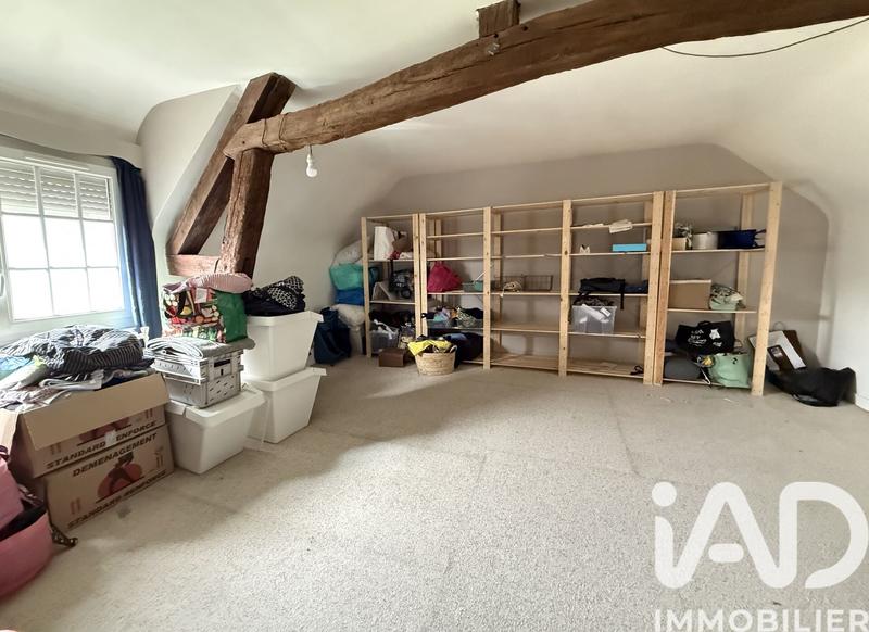 Maison - 208 m² - 10 pièces