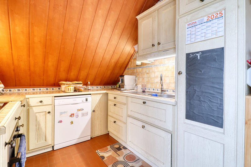 Appartement - 95 m² - 4 pièces