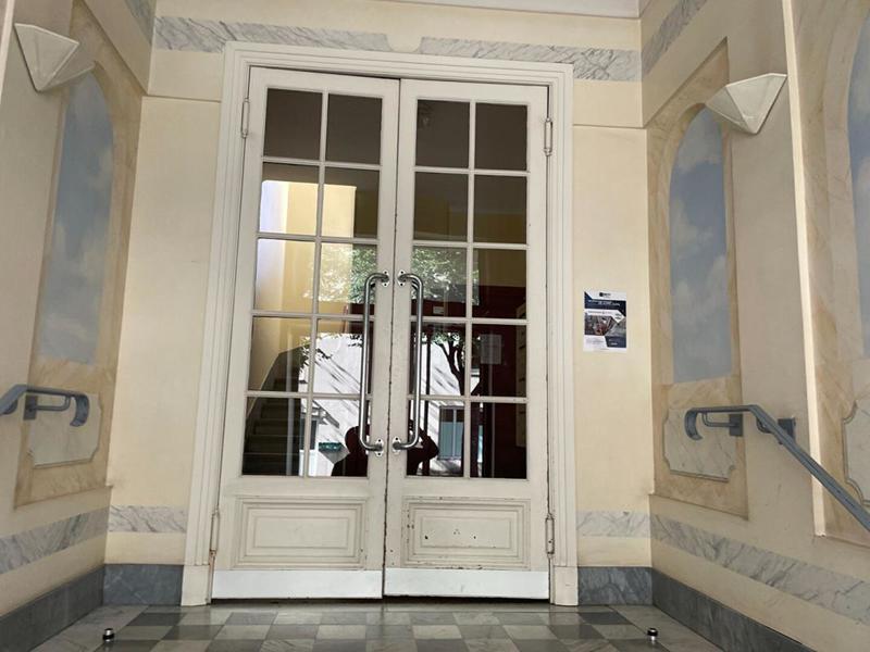 Appartement - 100 m² - 5 pièces