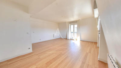 Appartement - 82 m² - 3 pièces