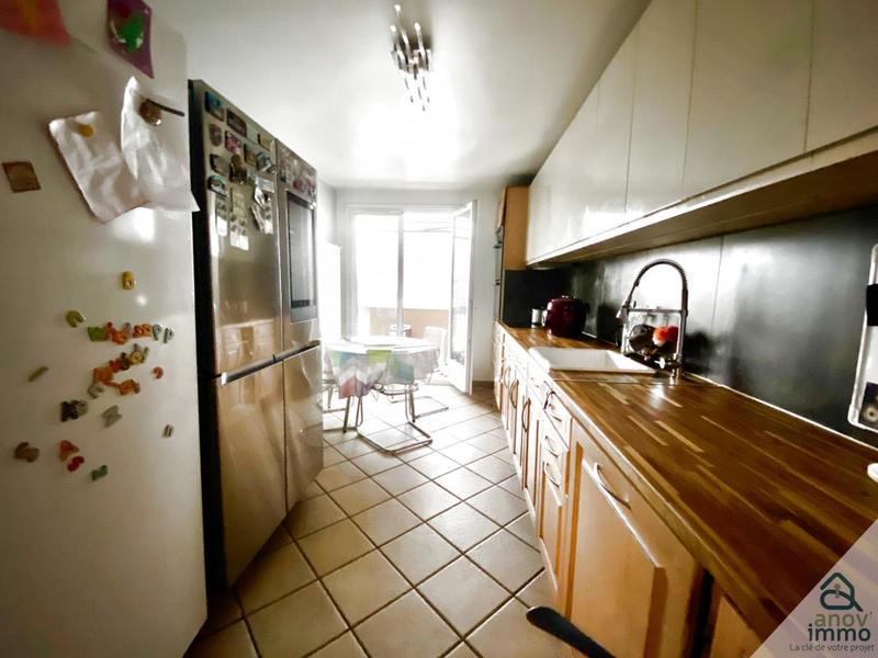 Appartement - 103 m² - 4 pièces