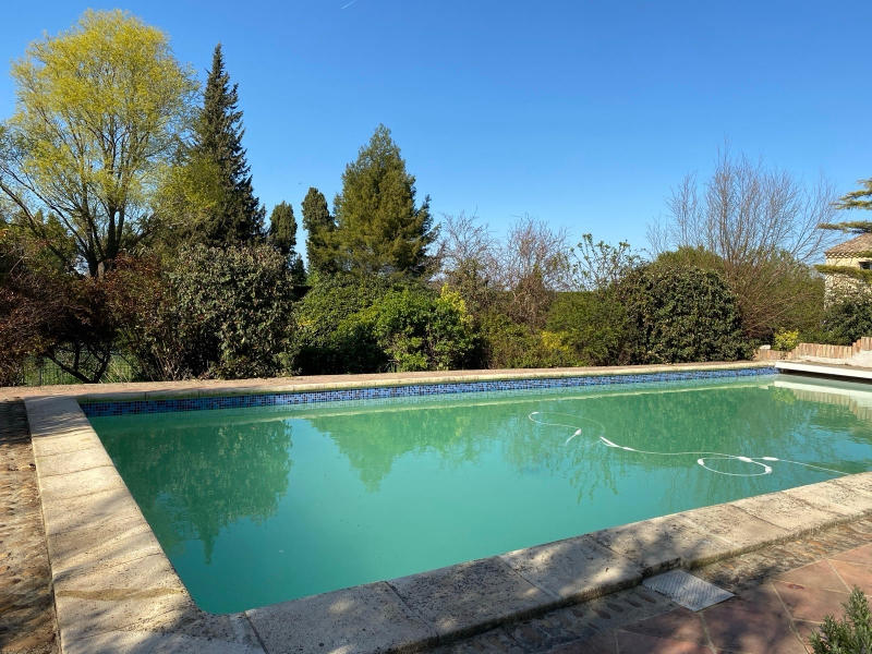 Maison - 313 m² - 6 pièces