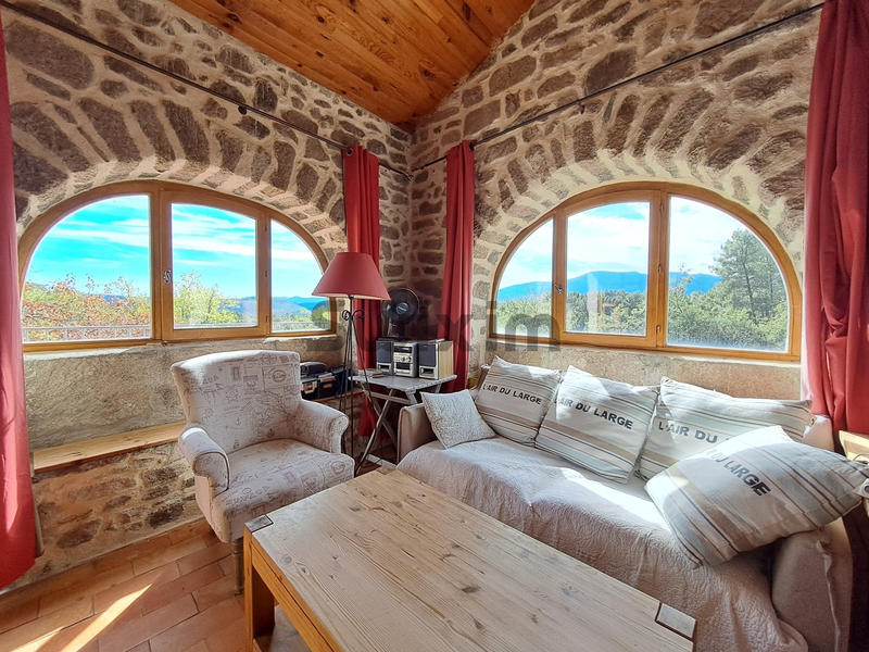 Mas - 217 m² - 9 pièces