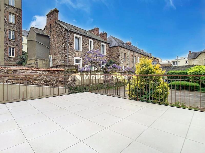 Appartement - 80 m² - 3 pièces