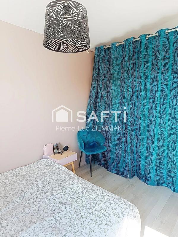 Maison - 186 m² - 7 pièces