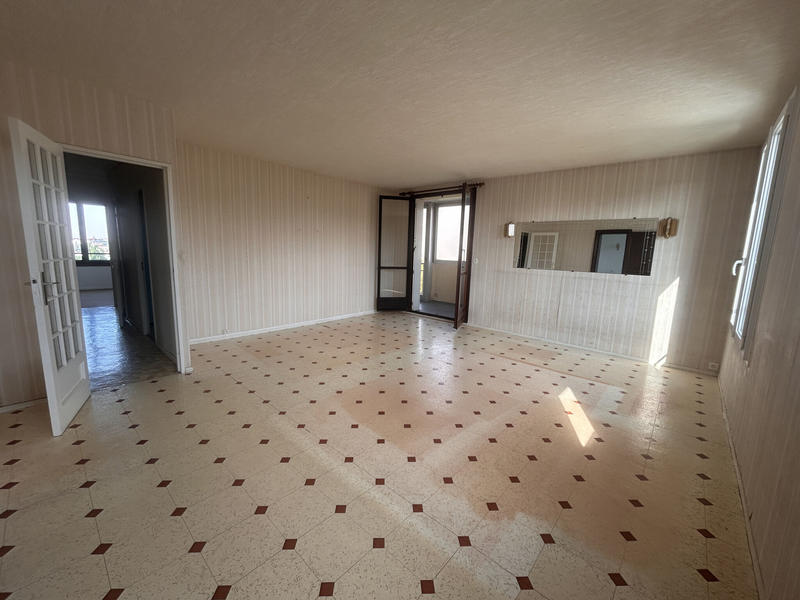 Appartement - 82 m² - 4 pièces