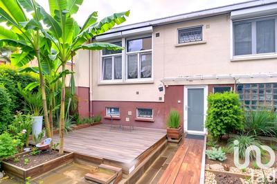 Maison - 105 m² - 5 pièces