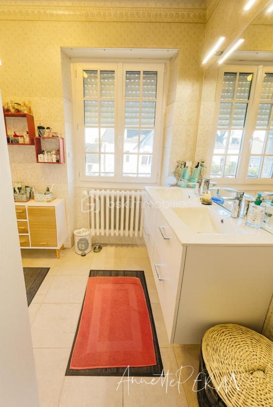 Maison de ville - 192 m² - 9 pièces