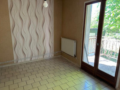 Maison - 212 m² - 12 pièces