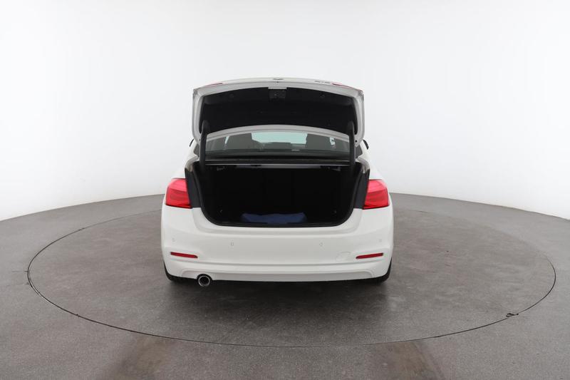 Bmw Série 3 318d Lounge 150 ch