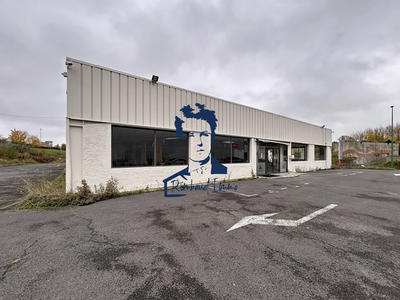 Local d'activités - 829 m²