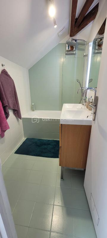 Maison - 64 m² - 4 pièces