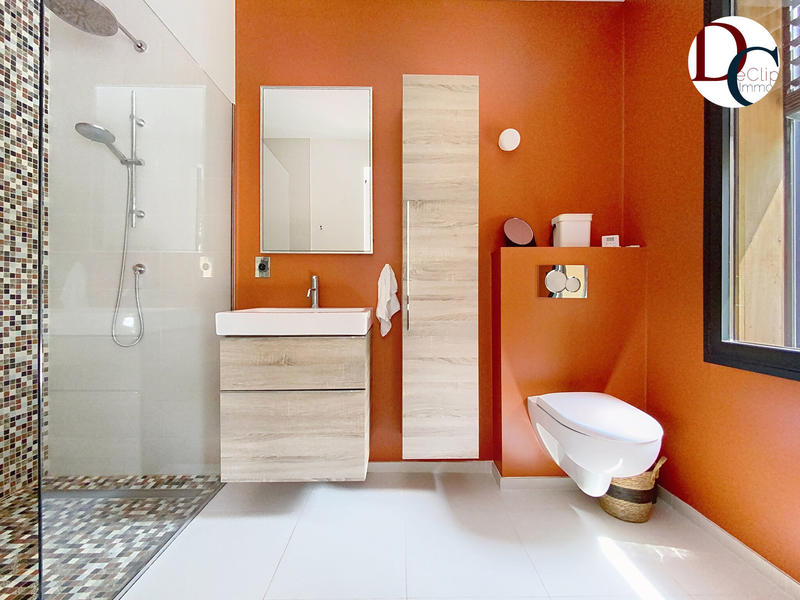 Maison - 500 m² - 12 pièces