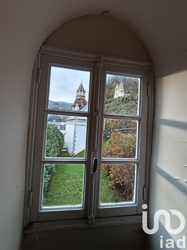 Maison - 383 m² - 12 pièces