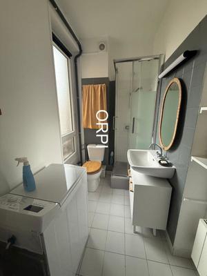 Studio - 16 m² - 1 pièce