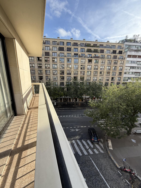 Appartement - 165 m² - 4 pièces