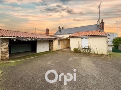 Immeuble - 115 m² - 5 pièces