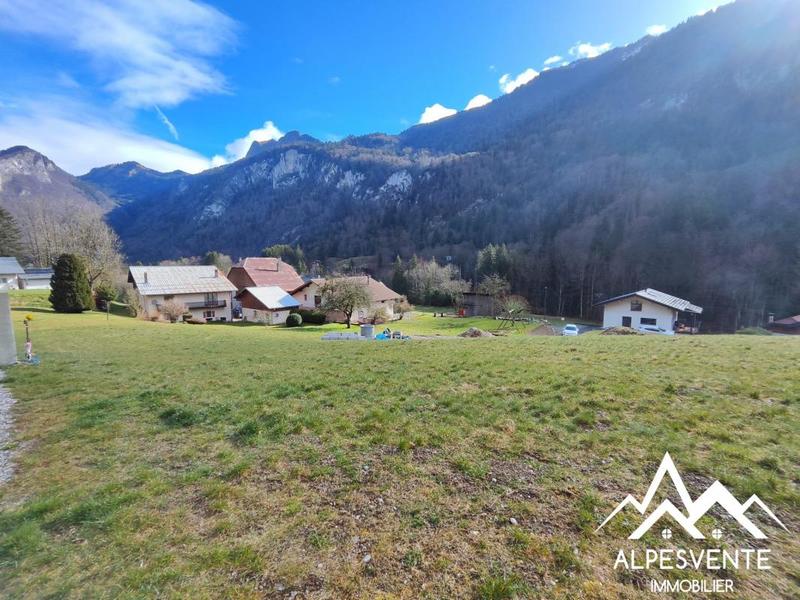 Terrain - 607 m²
