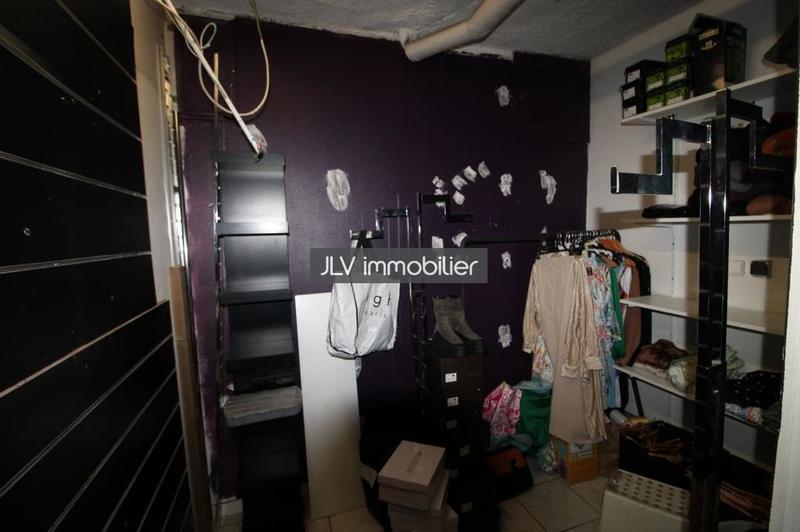 Local commercial - 38 m² - 3 pièces