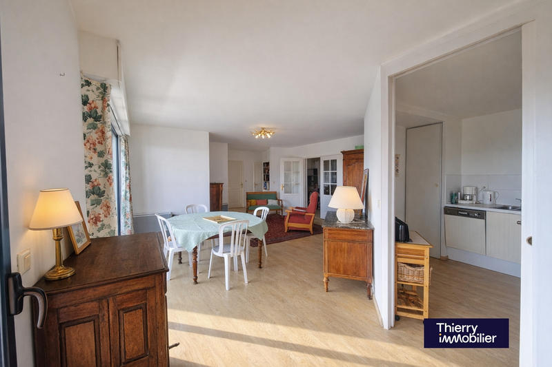 Appartement - 98 m² - 4 pièces