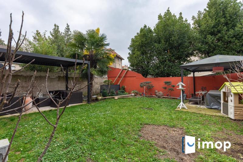 Maison - 155 m² - 5 pièces