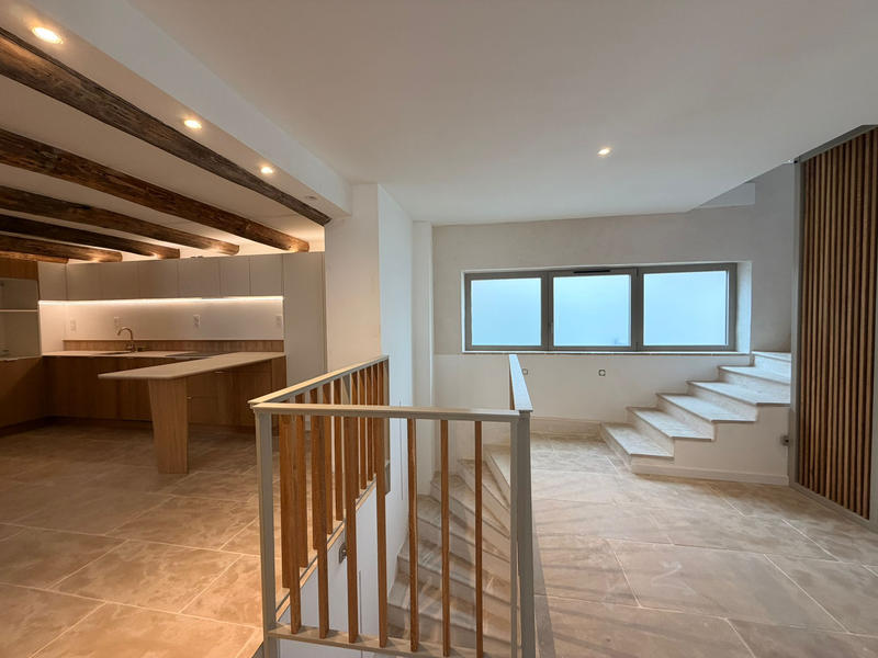 Maison - 160 m² - 4 pièces