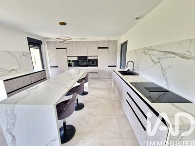 Maison - 126 m² - 5 pièces