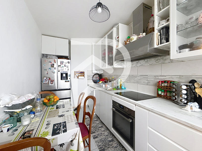 Appartement - 83 m² - 4 pièces