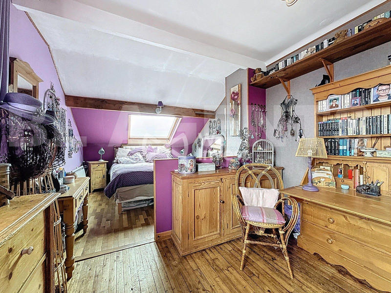 Maison - 190 m² - 8 pièces