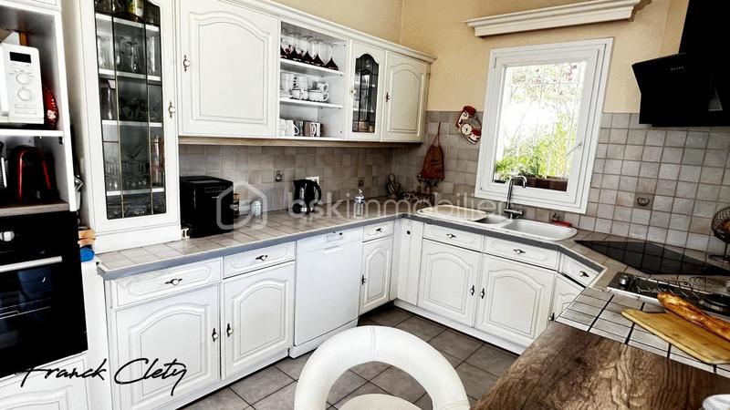 Villa - 180 m² - 7 pièces